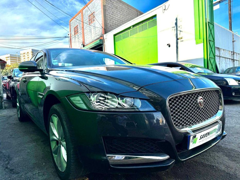 JAGUAR XF II (X260) 2.0 D automático