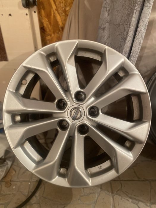 Nissan Rogue  X- Trail T32 диски оригинал алюміній