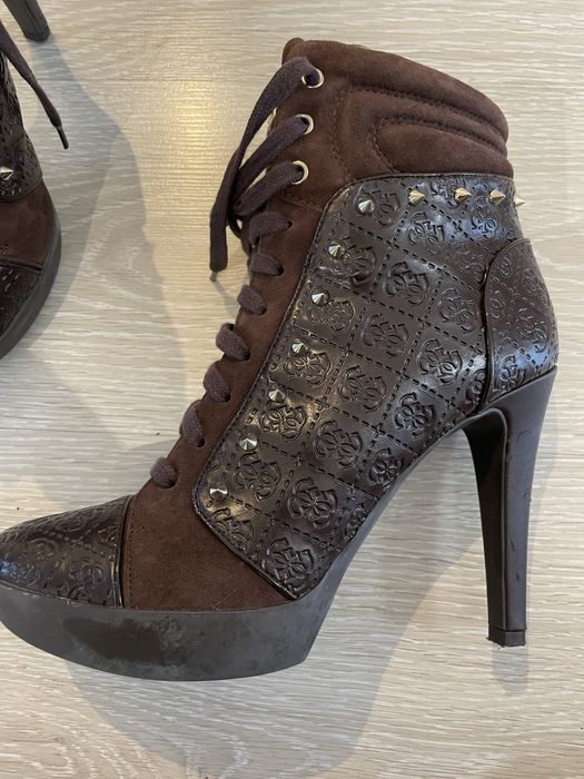 Botins Guess originais