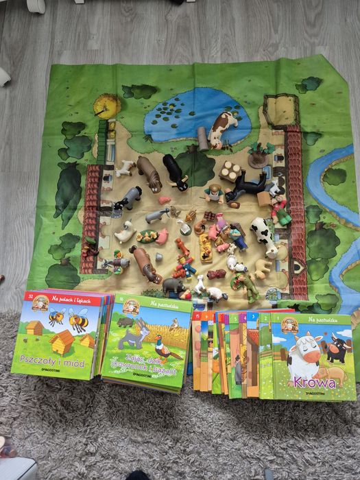 Wesoła Farma Deagostini książki + figurki + mata