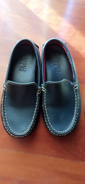 Sapatos vela 28 e 30