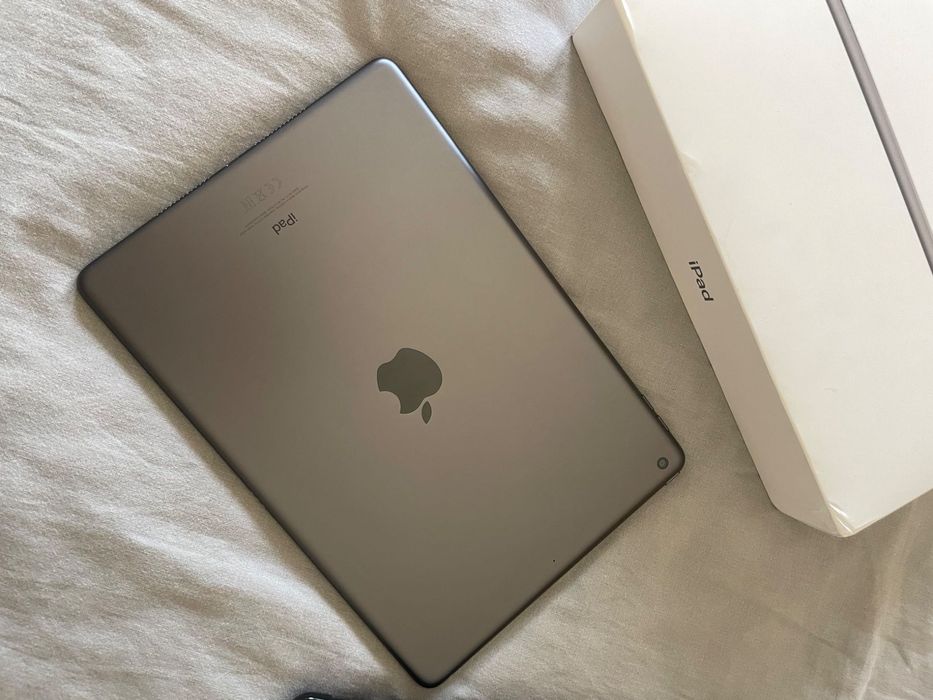 iPad 9.ª Geração 256GB + Apple Pencil 1º + Capa + Caixa Original