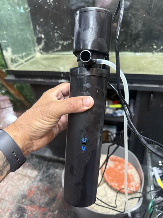 Vendo aquario grande com 1,16 m de comprimento , 186 litroscom movel e material