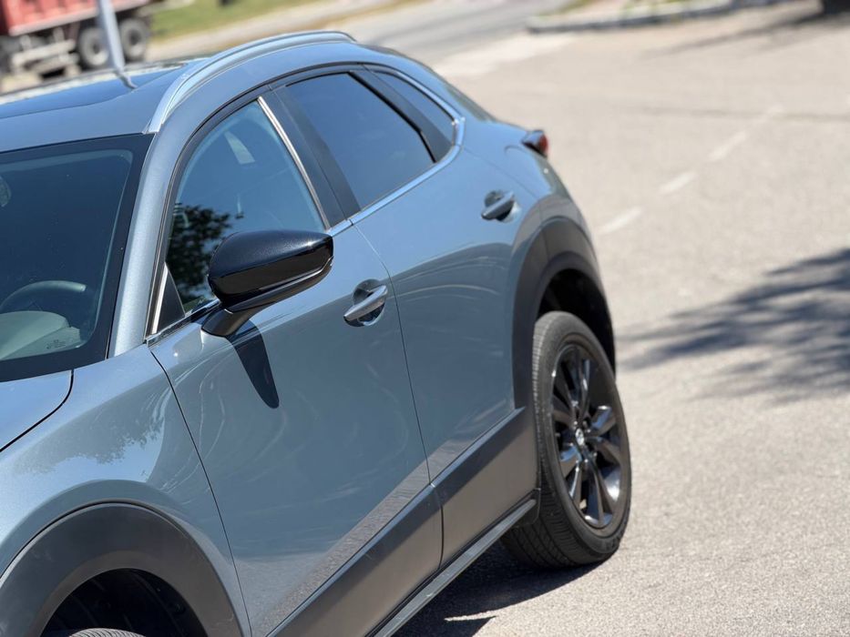 Mazda cx30 carbon edition 24 год