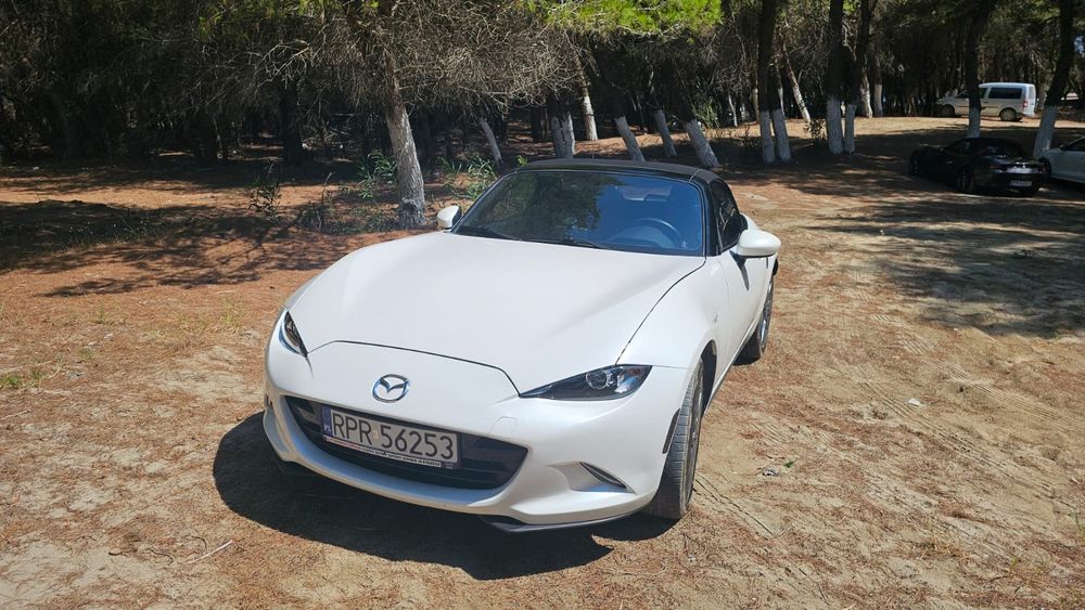 Mazda MX-5 cabrio, 2.0 b, 160KM, manual,  biała Perła metalic