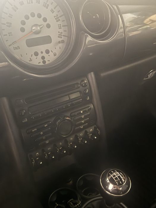 Mini Cooper 1.6
