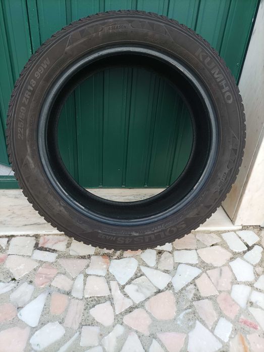 Pneus Kumho solus 225/50 zr ,18 99w
