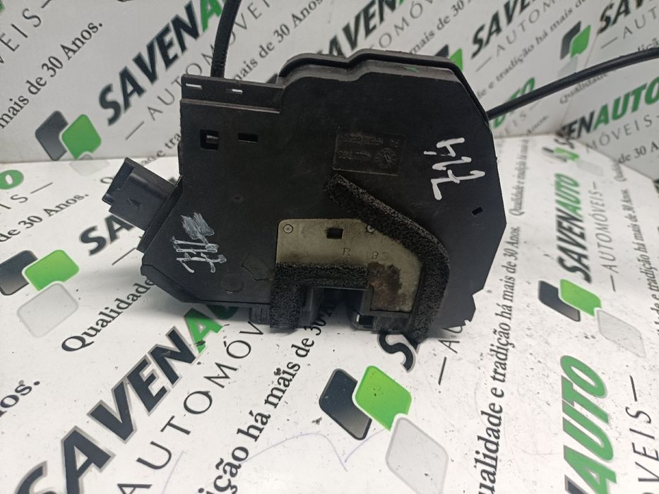 Fechadura / fecho porta frente direito RENAULT Clio IV (BH_)
