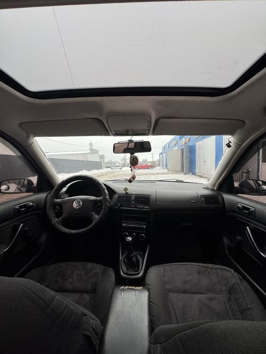 Volkswagen Golf 1998