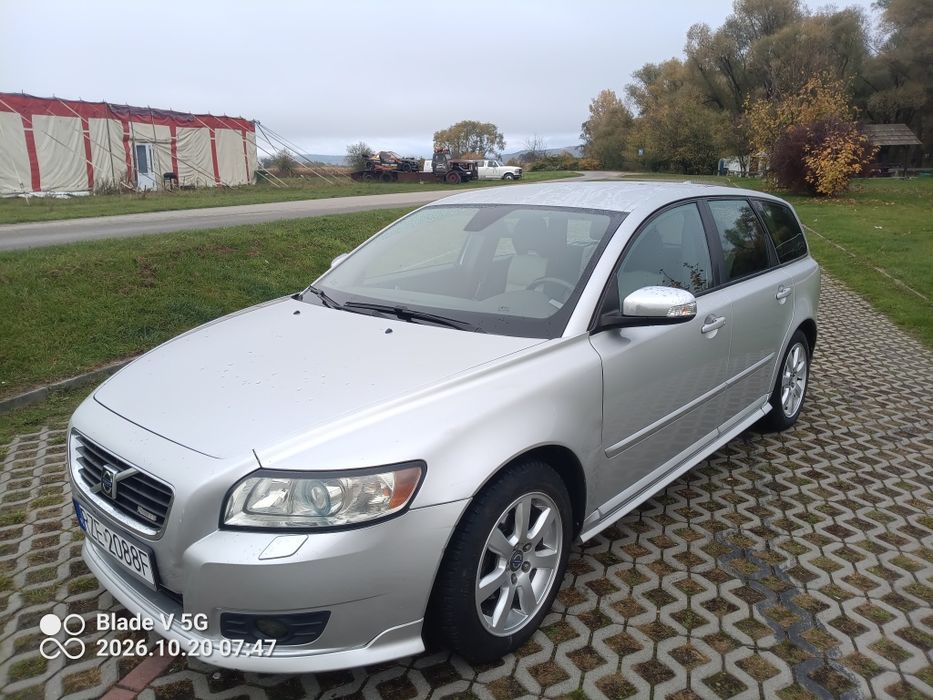 Volvo v50 2.0 benzyna z LPG r-design