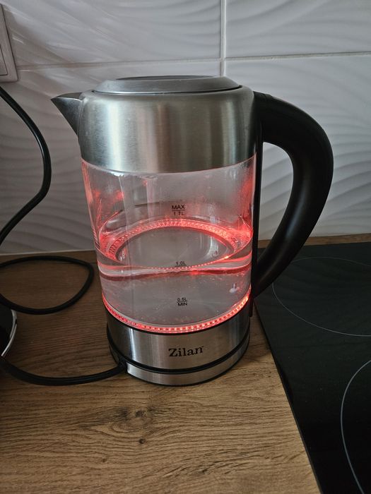 Czajnik elektryczny z regulacją temperatury