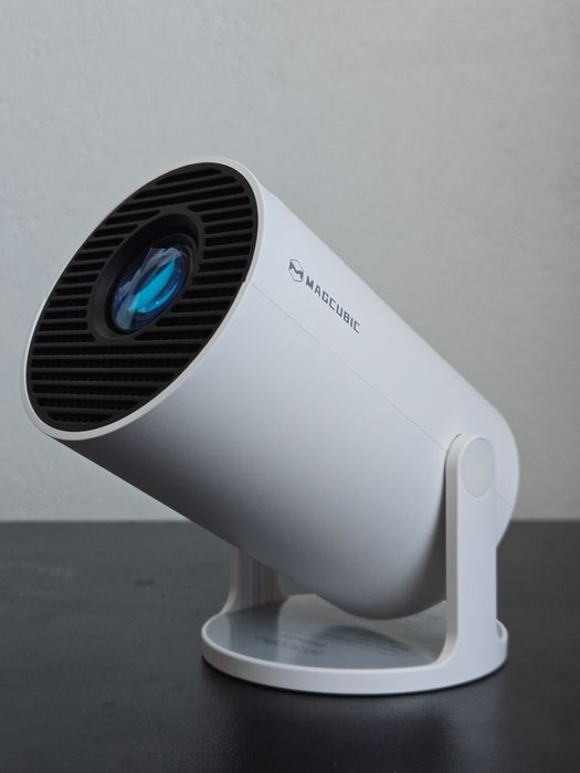 Портативный проектор Magcubic HY300 PRO Smart Android TV
