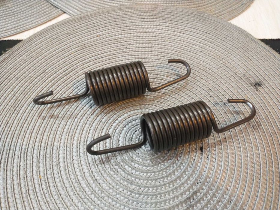 Sprężyna 15cm (2szt) do pralki Siemens