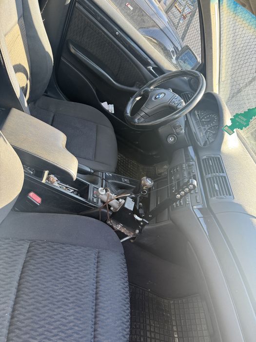 Bmw e46 325i  m54b25 z vin