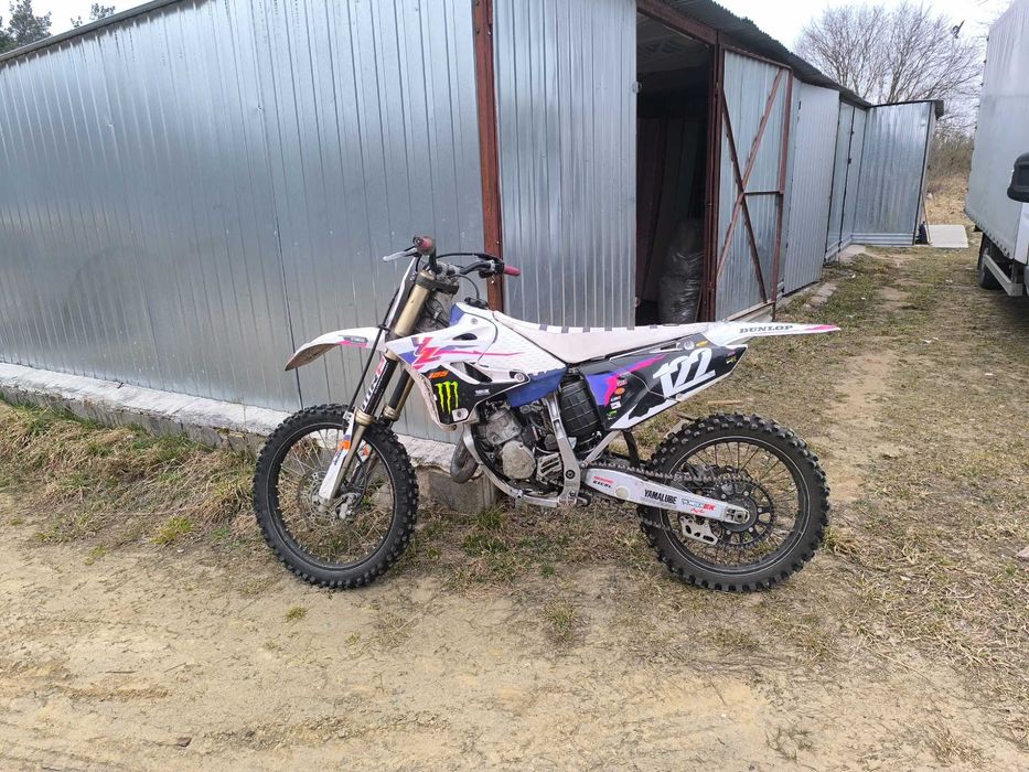 Yamaha YZ125 Monster
