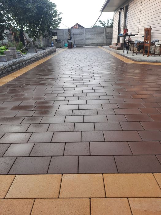 Вкладання Бруківки Тротуарної плитки