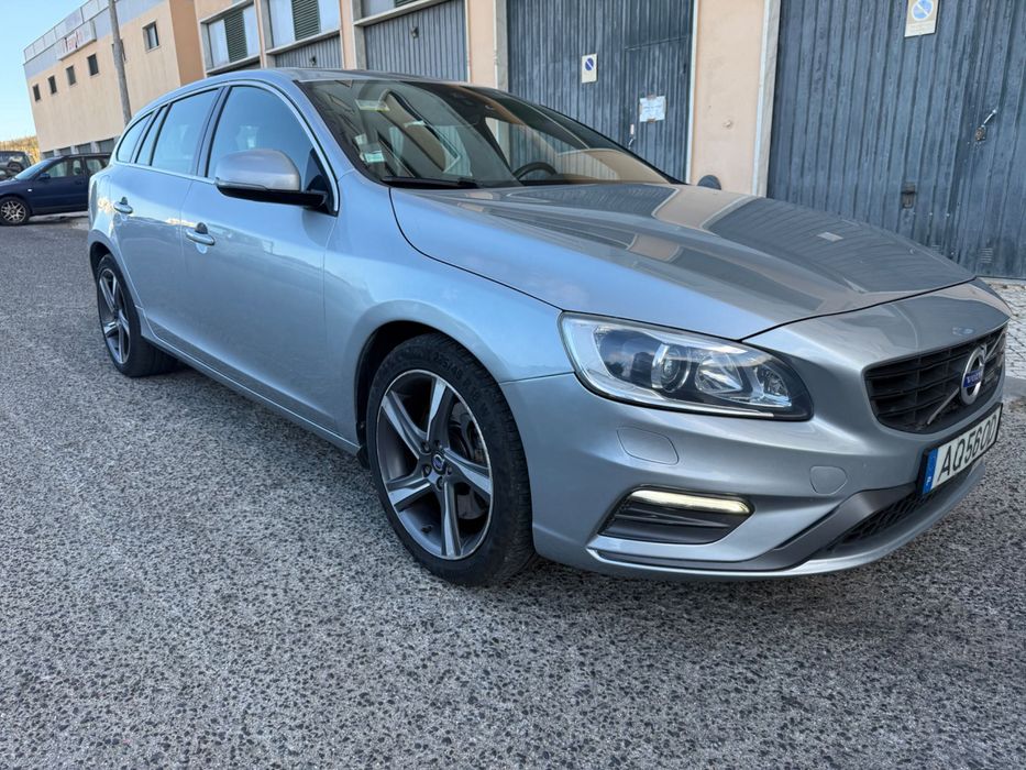 Volvo V60 plug-in/ diesel Rdesing