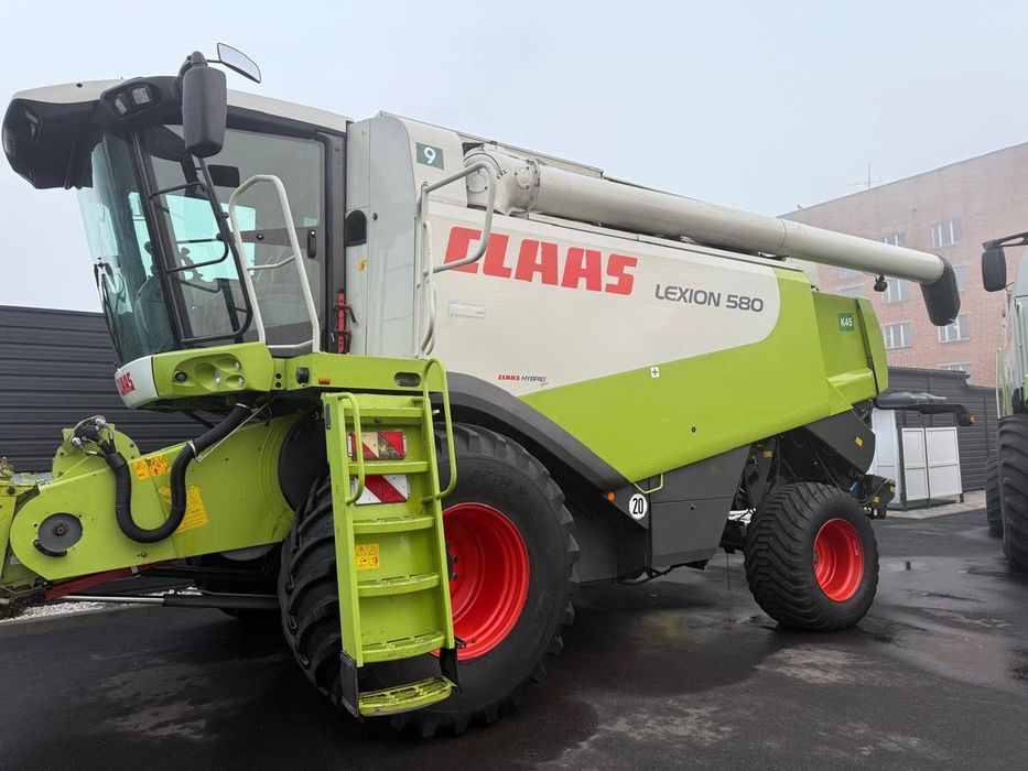 CLAAS Lexion 580 2008 р.в.+жатка V900 зернозбиральний комбайн