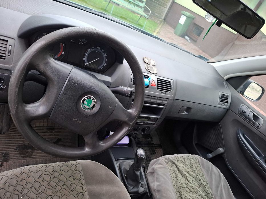 Samochód skoda fabia