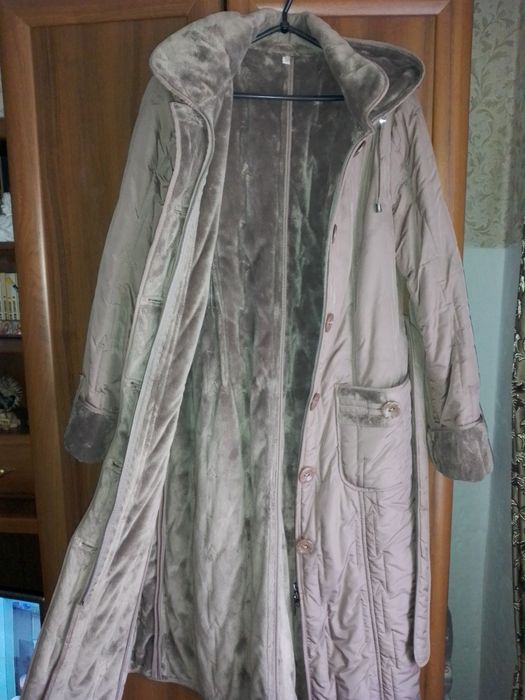 Жіноче зимове пальто