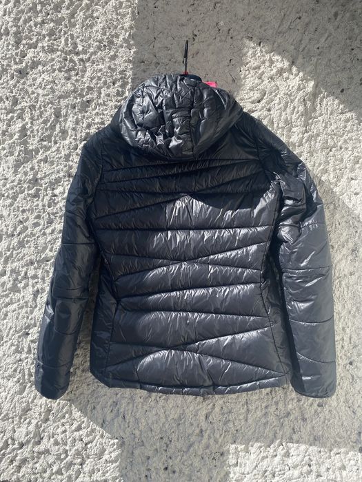 kurtka przeciwdeszczowa pikowana