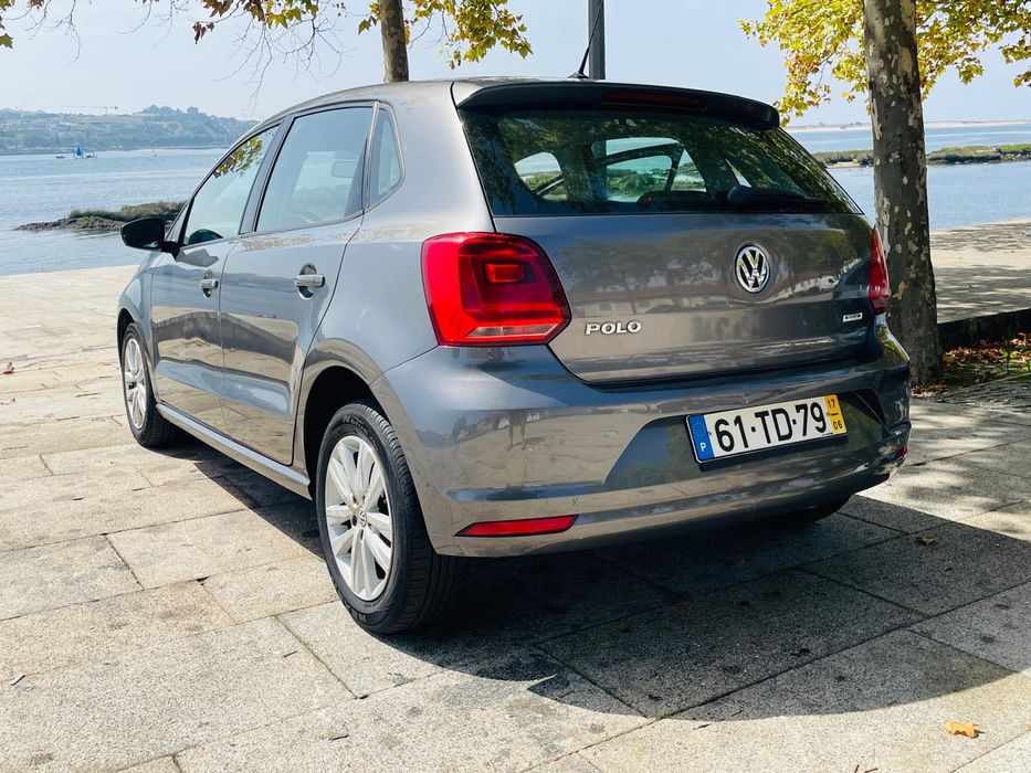 Volkswagen Polo  1.0 Comfortline 2017