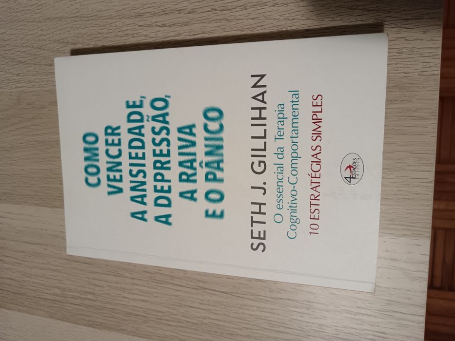 Vendo livro a psicologia