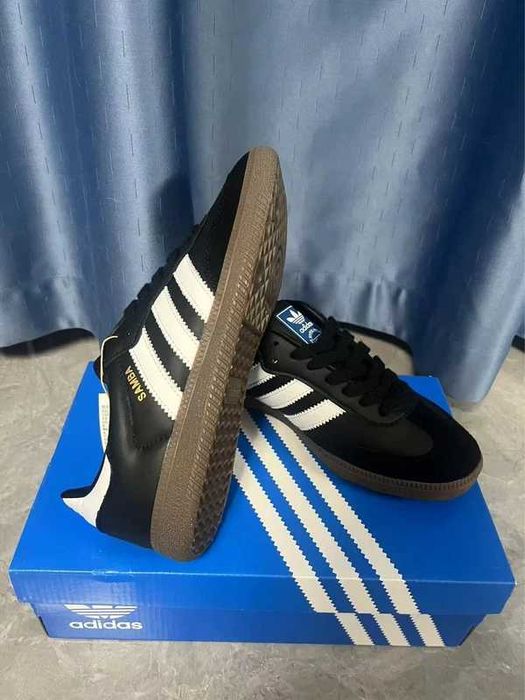 Buty damskieTrampki Adidas_Samba_OG_Black R.40