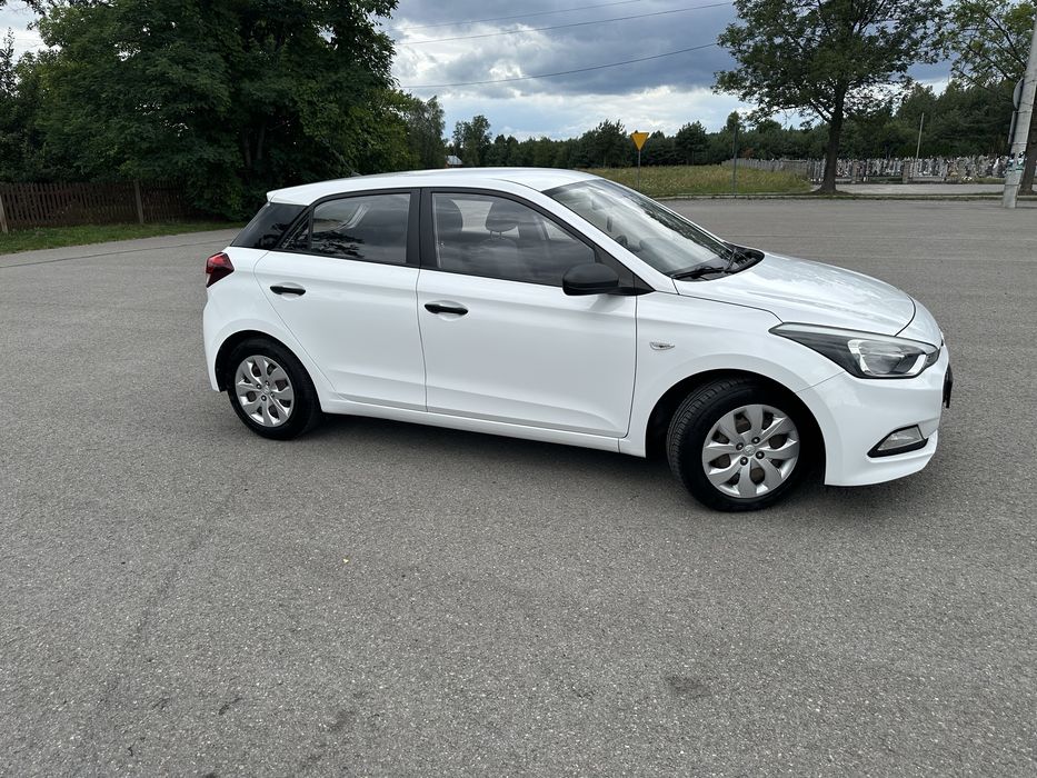 Hyundai i20 benzyna niski przebieg 53 tys km