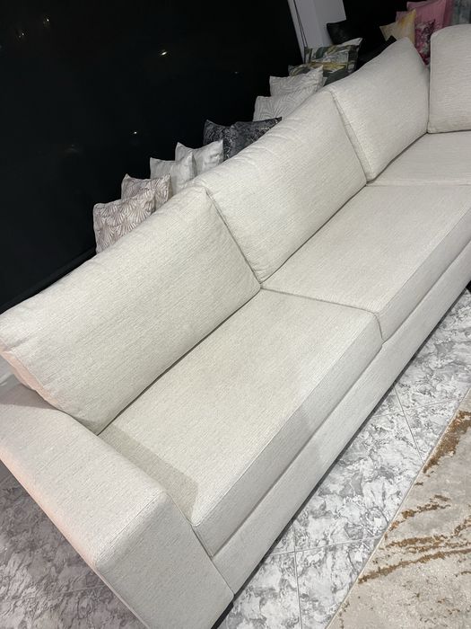 Sofá de canto (artigo de exposição)