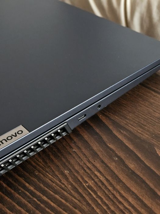 PC Lenovo Legion 5 (15ACH6H) 15,6"