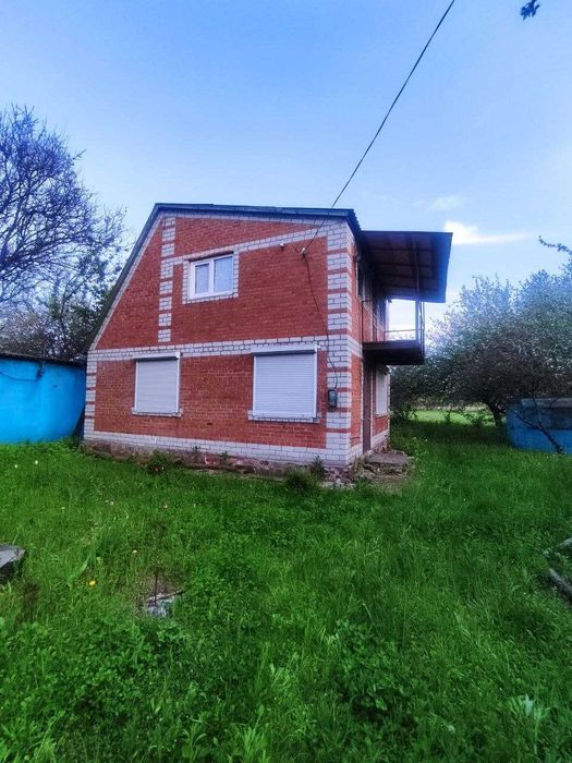Продам дом в с.Манченки. Участок 12 соток
