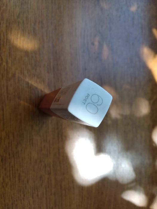 Maybelline super stay matte ink Poet