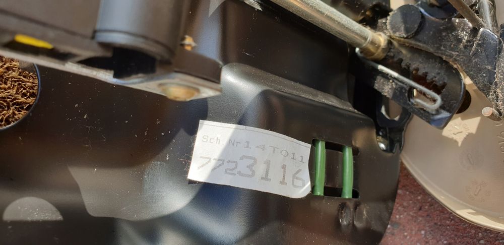 fotel prawy przód pasażera zapinka mercedes e w210 oe eu