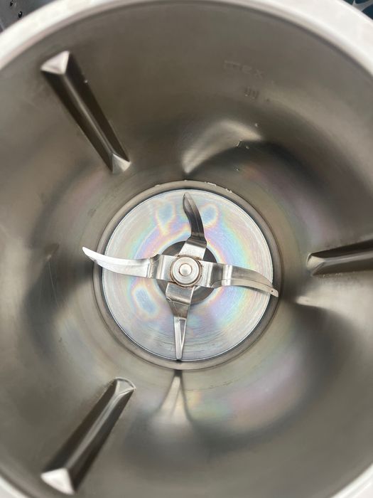 Bimby TM5 com Cook-Key e acessórios completos