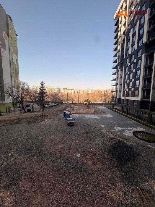 здана 2кім Паркова Алея, 3пов