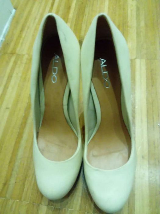 Sapatos brqndos salto alto  Aldo
