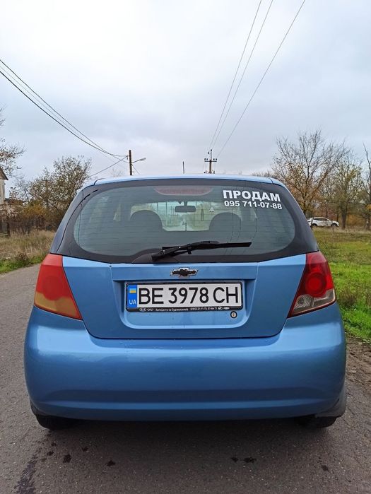 Chevrolet aveo T200 hatchback
