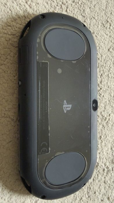 PS Vita PCH-2004 seminova impecável + extras