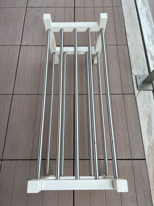 Sapateira IKEA Tjusig