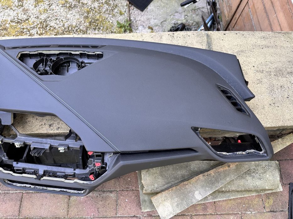 BMW f40 kokpit, deska rozdzielcza.