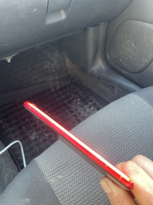 Продам iphone xr 64