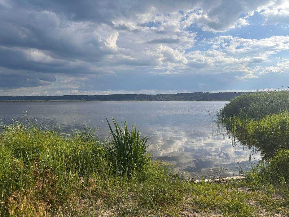 ЗЕМЕЛЬНА ДІЛЯНКА біля Києва з виходом на річку на воду вихід до Дніпра  12 сот. біля води  50 хв від Києва недорого краєвид Бориспільський рн