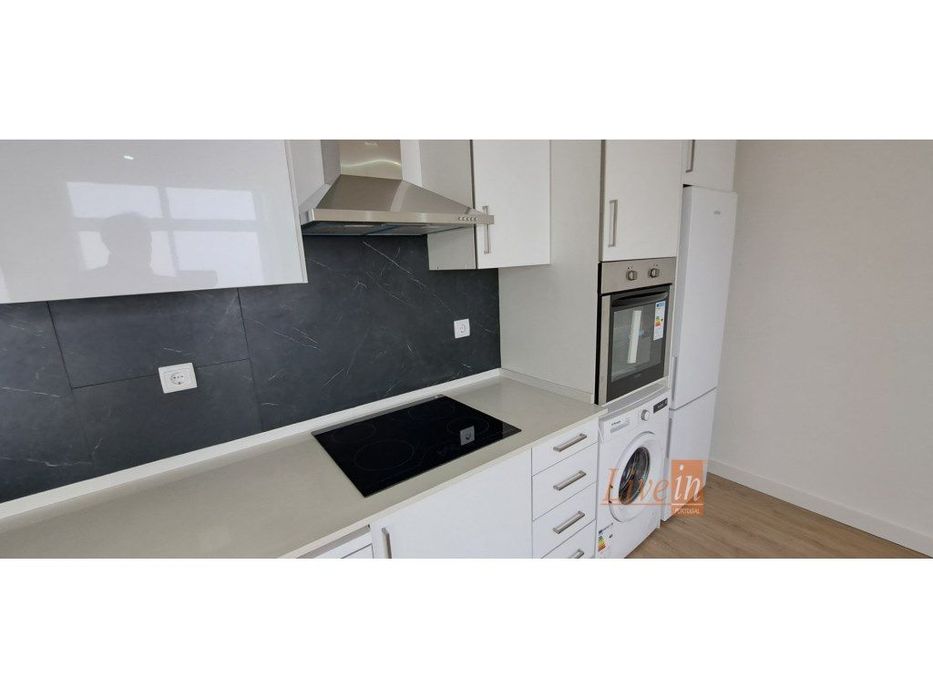 Apartamento T2 na Amadora — Venteira, Lisboa