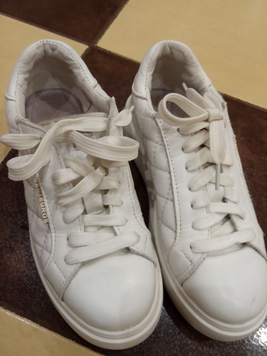 Кросівки,розмір 34,)