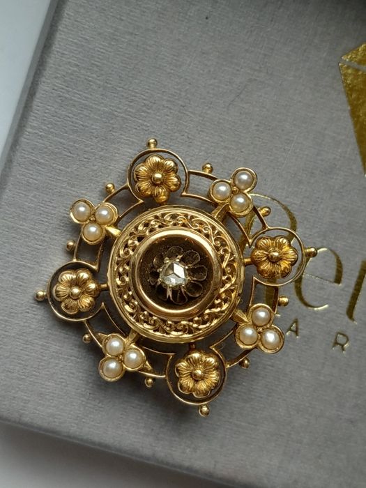XIXw. Broszka Perły głębinowe Złoto 15k Gwiazda Księżyc Certyfikat