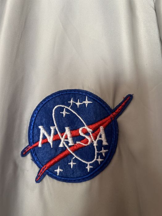 Bomber cinza da NASA