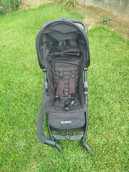Carrinho de Passeio Compacto