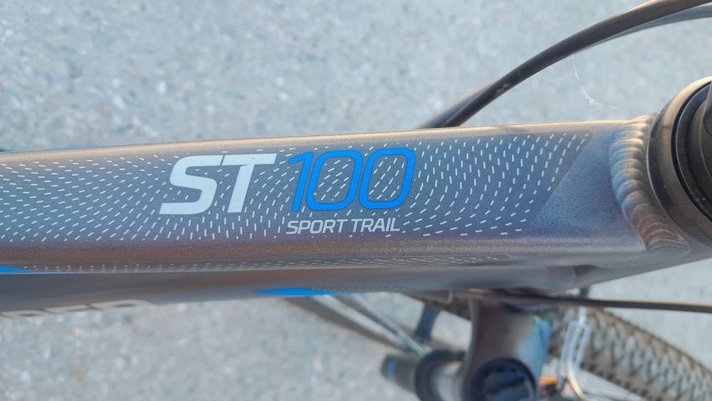 Bicicleta BTT ST100 Rockrider