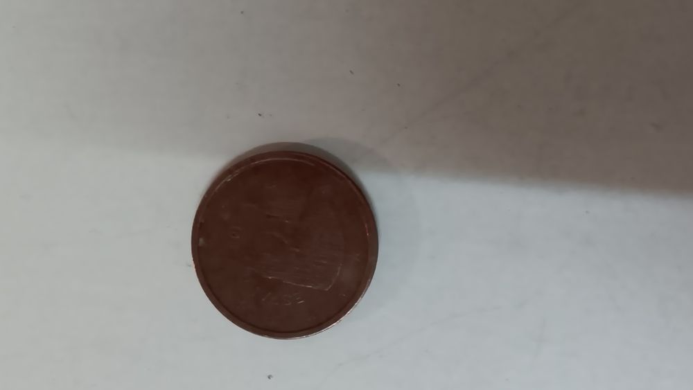 Moeda 2 centimos com varios defeitos!